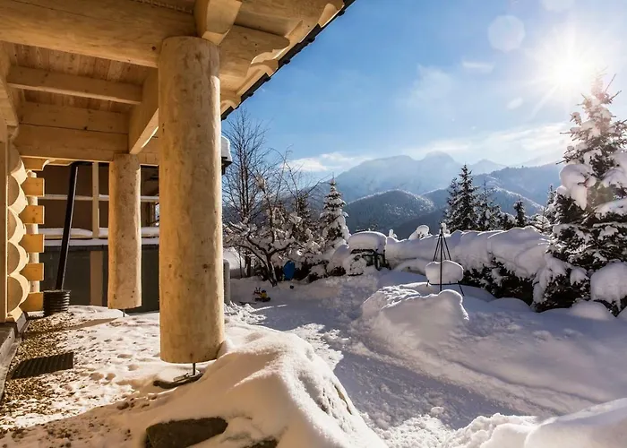 シャレー W Gorach *