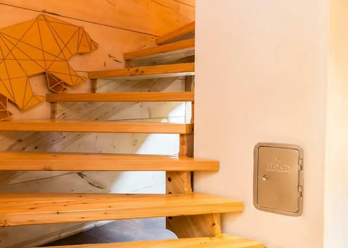 シャレー W Gorach