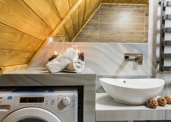 シャレー W Gorach *